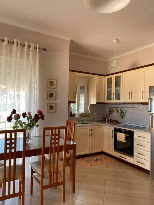 Alesia Apartment, Apartament Saranda